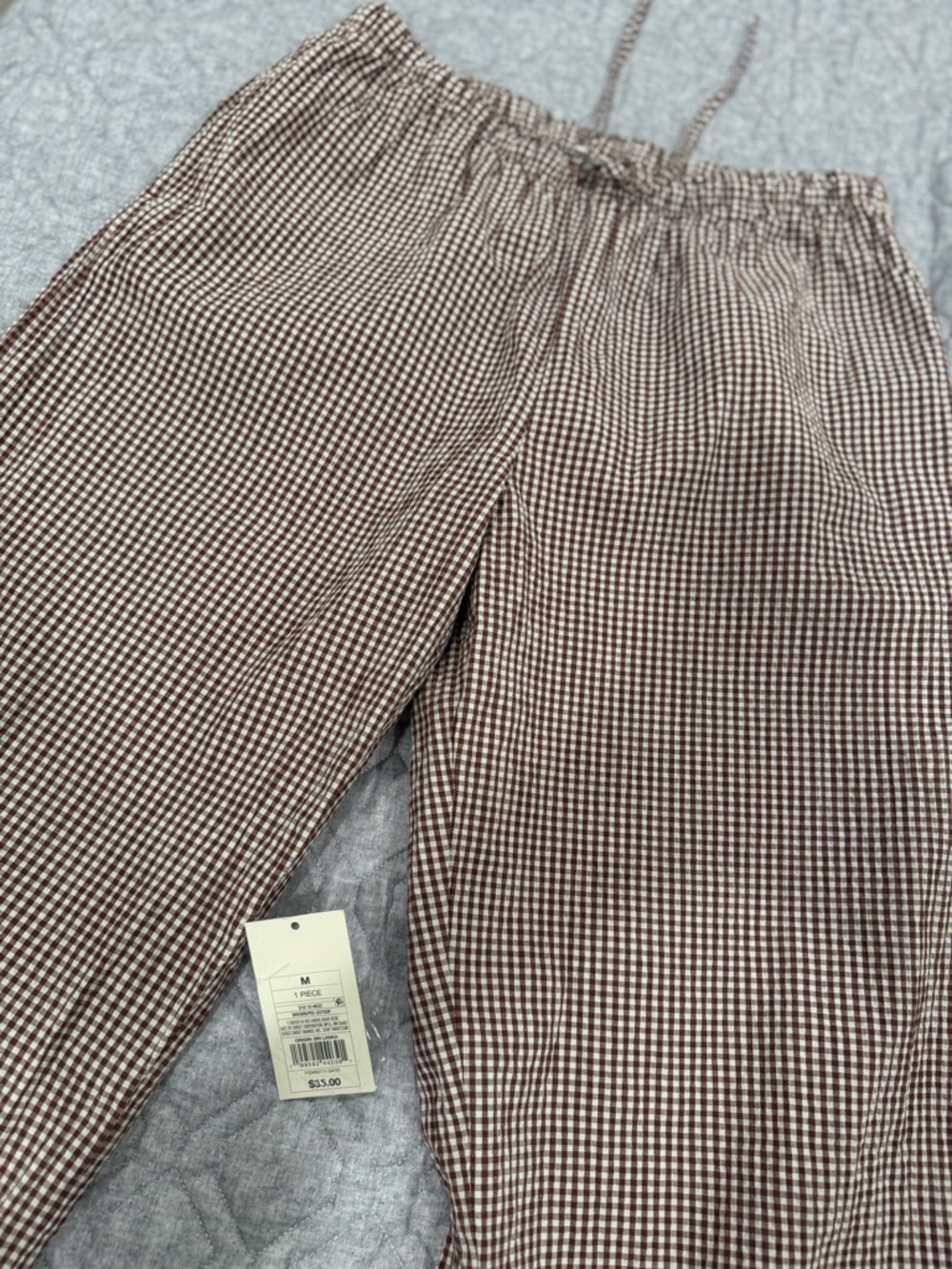 Women’s Pants - Picture 2 of 3